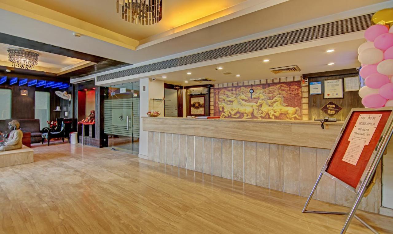 Treebo Premium Relax Inn Patel Nagar 新德里 外观 照片