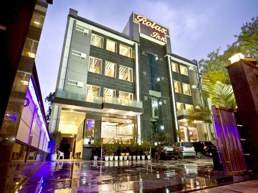 Treebo Premium Relax Inn Patel Nagar 新德里 外观 照片