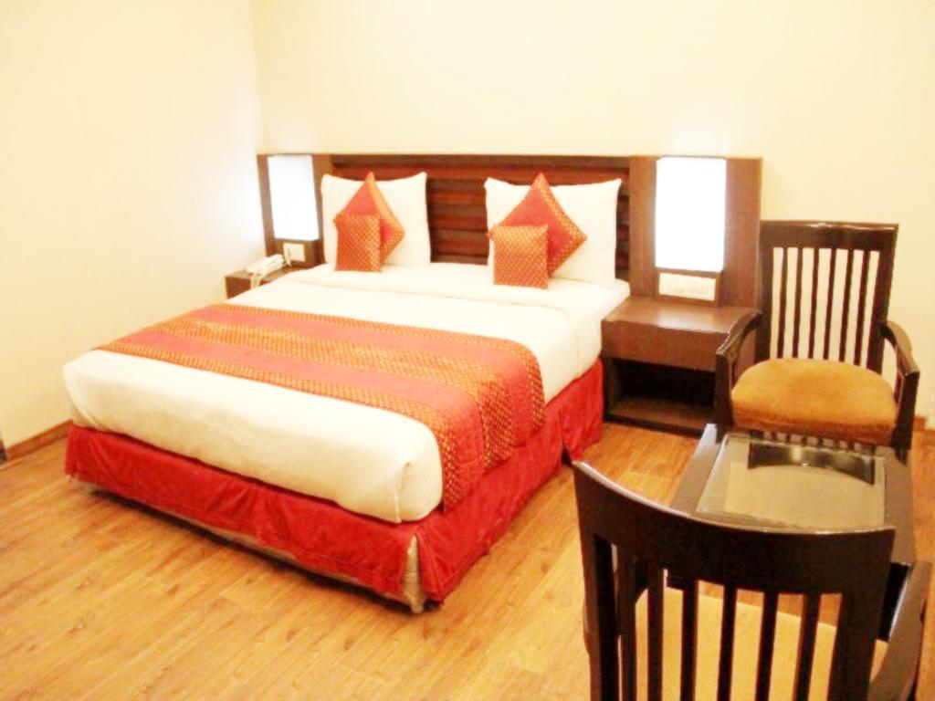 Treebo Premium Relax Inn Patel Nagar 新德里 外观 照片