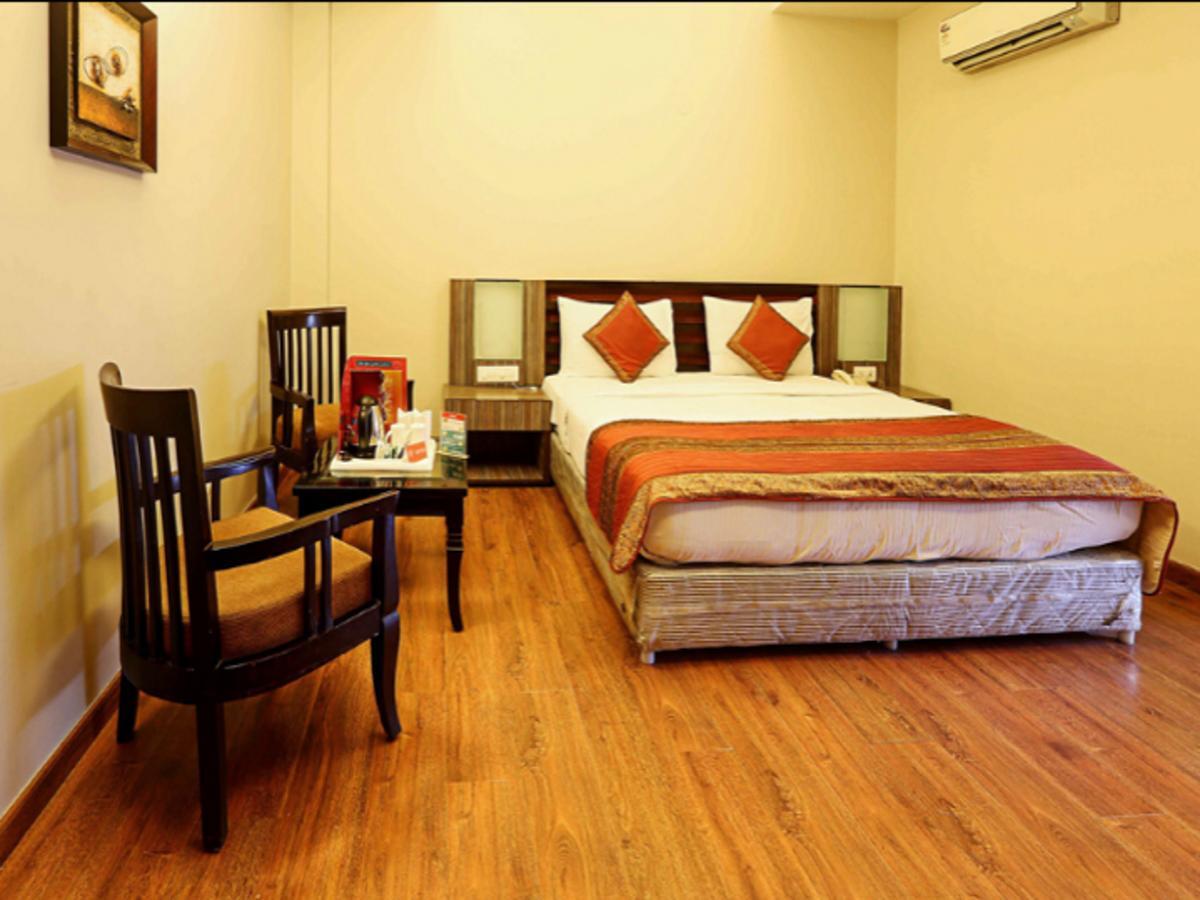 Treebo Premium Relax Inn Patel Nagar 新德里 外观 照片